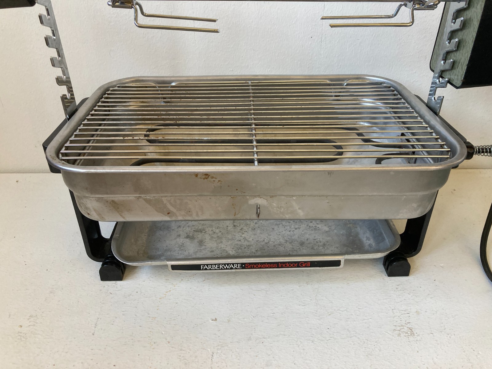 Farberware R4550 Indoor Smokeless BBQ Rotisserie Grill Made In U.S.A. Vintage