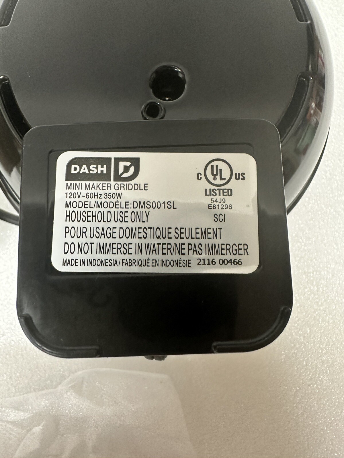 Dash DMS001SL Mini Maker Electric Round Griddle 4” Individual Pancakes Eggs NEW!