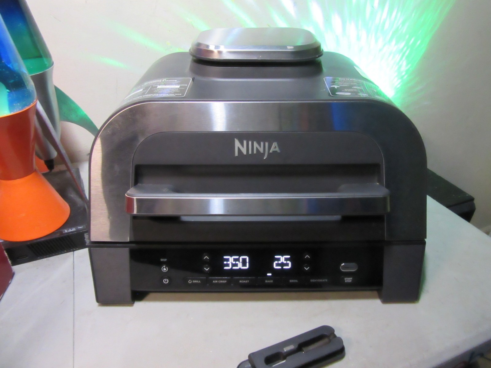 Ninja DG551 Foodi Smart XL Indoor Grill & Air Fryer FREESHIP
