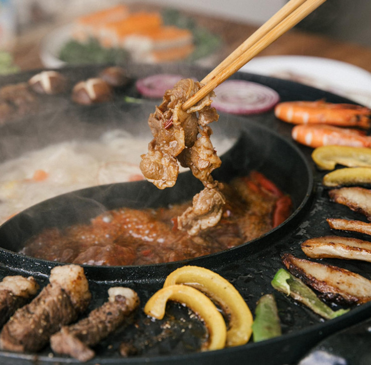 Parrilla eléctrica 2 en 1 con hot pot sin humo 1700W BBQ coreana 110V, Nuevo