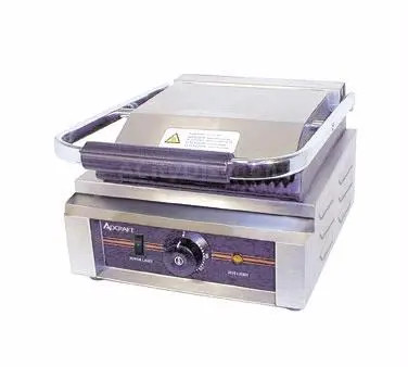 Adcraft SG-811/F Smooth Panini Grill Single 8 1/2″ x 9 1/2″ Electric 120v