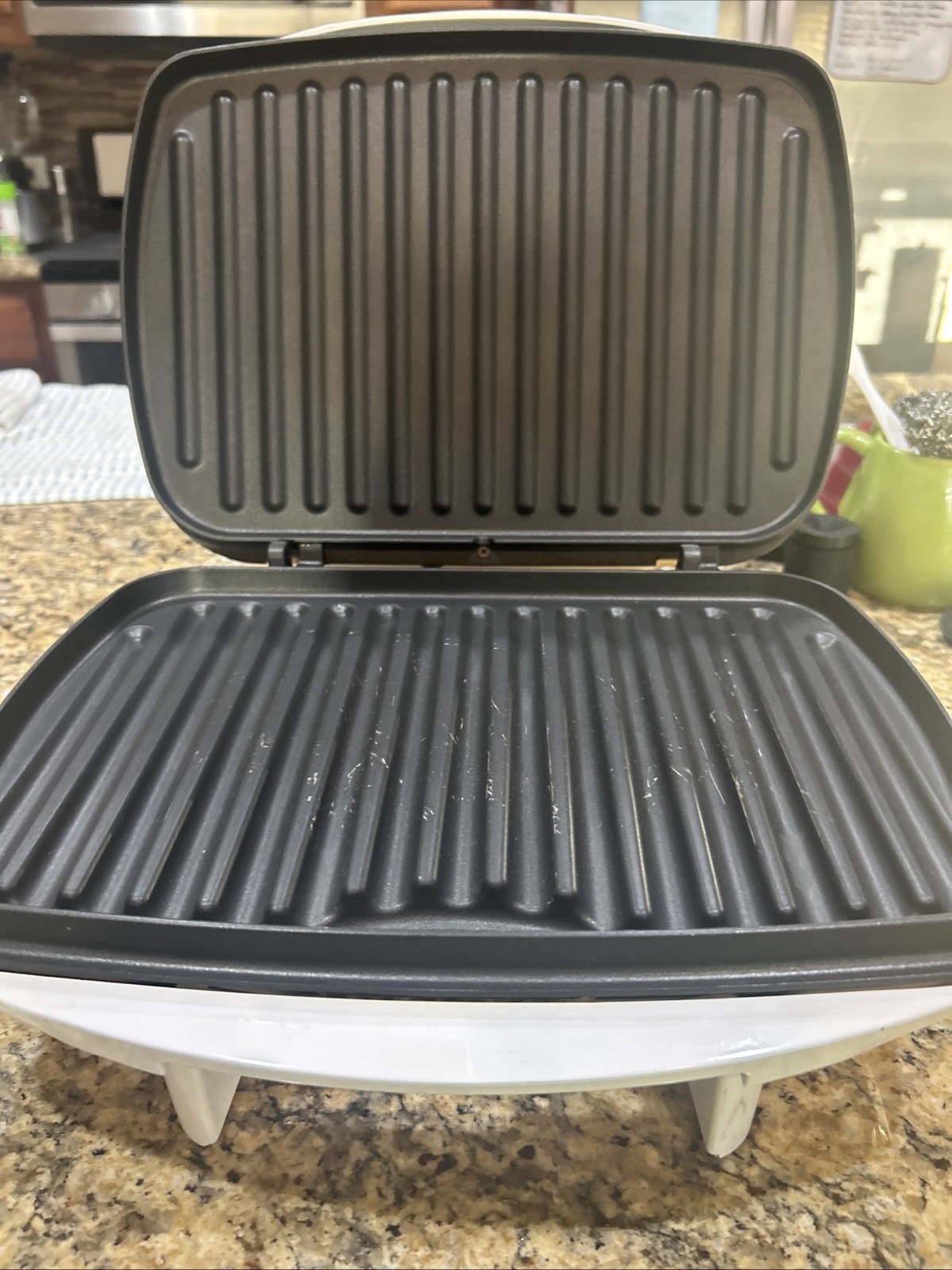 Sunbeam WM2686 Indoor Contact Grill Nonstick w Drip Pan Works .