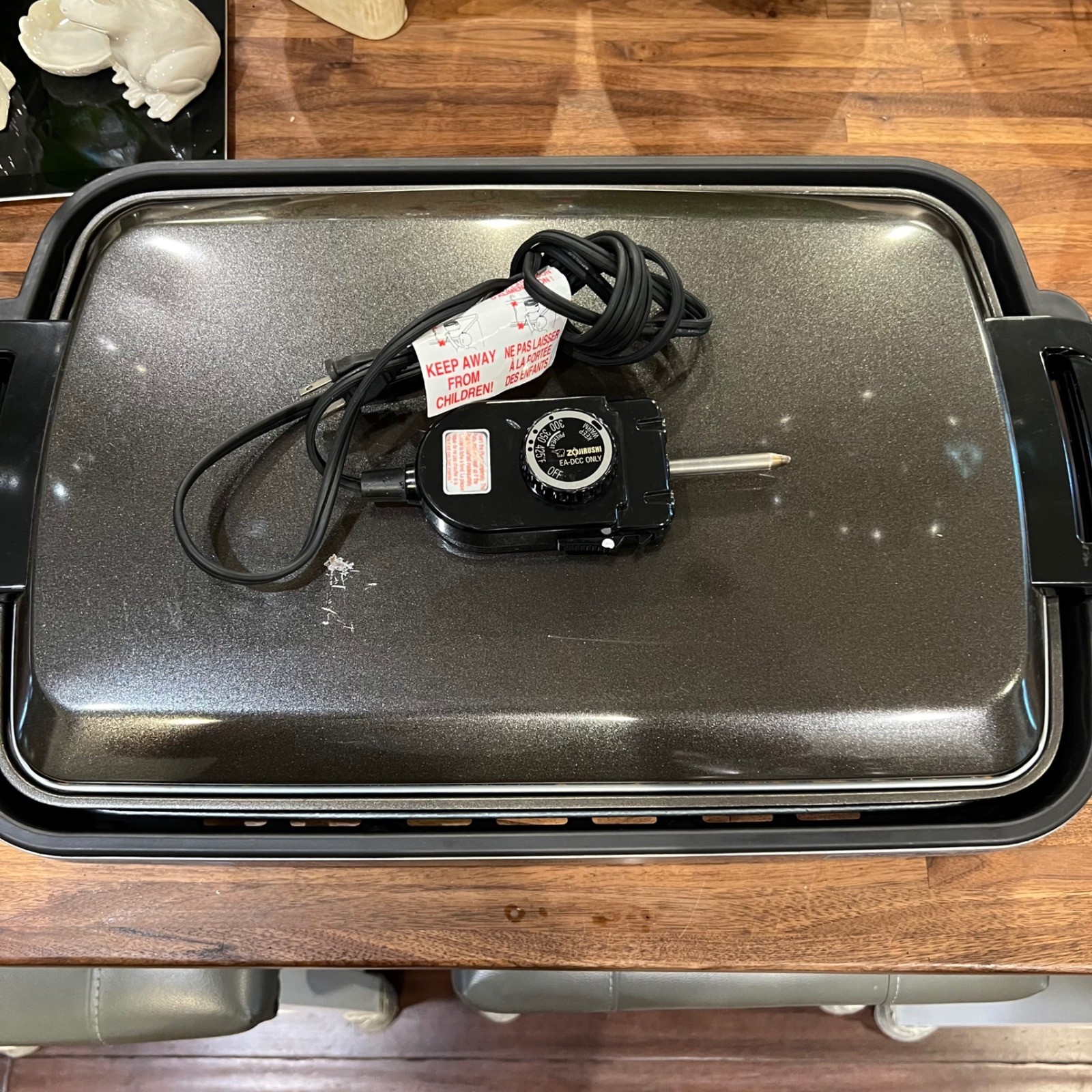 Zojirushi Gourmet Sizzler Electric Griddle EA-DCC10 Stainless Steel Black