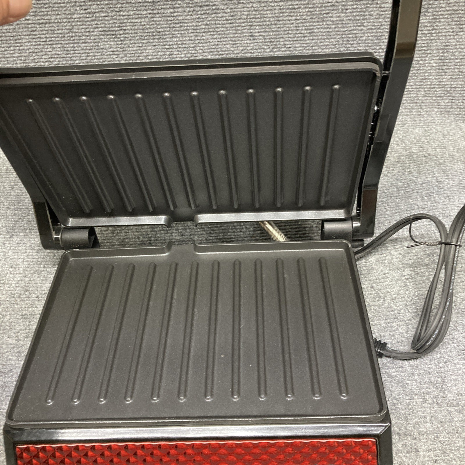 New Red Ovente Non Stick Electric Grill and Panini Press GP0540BR
