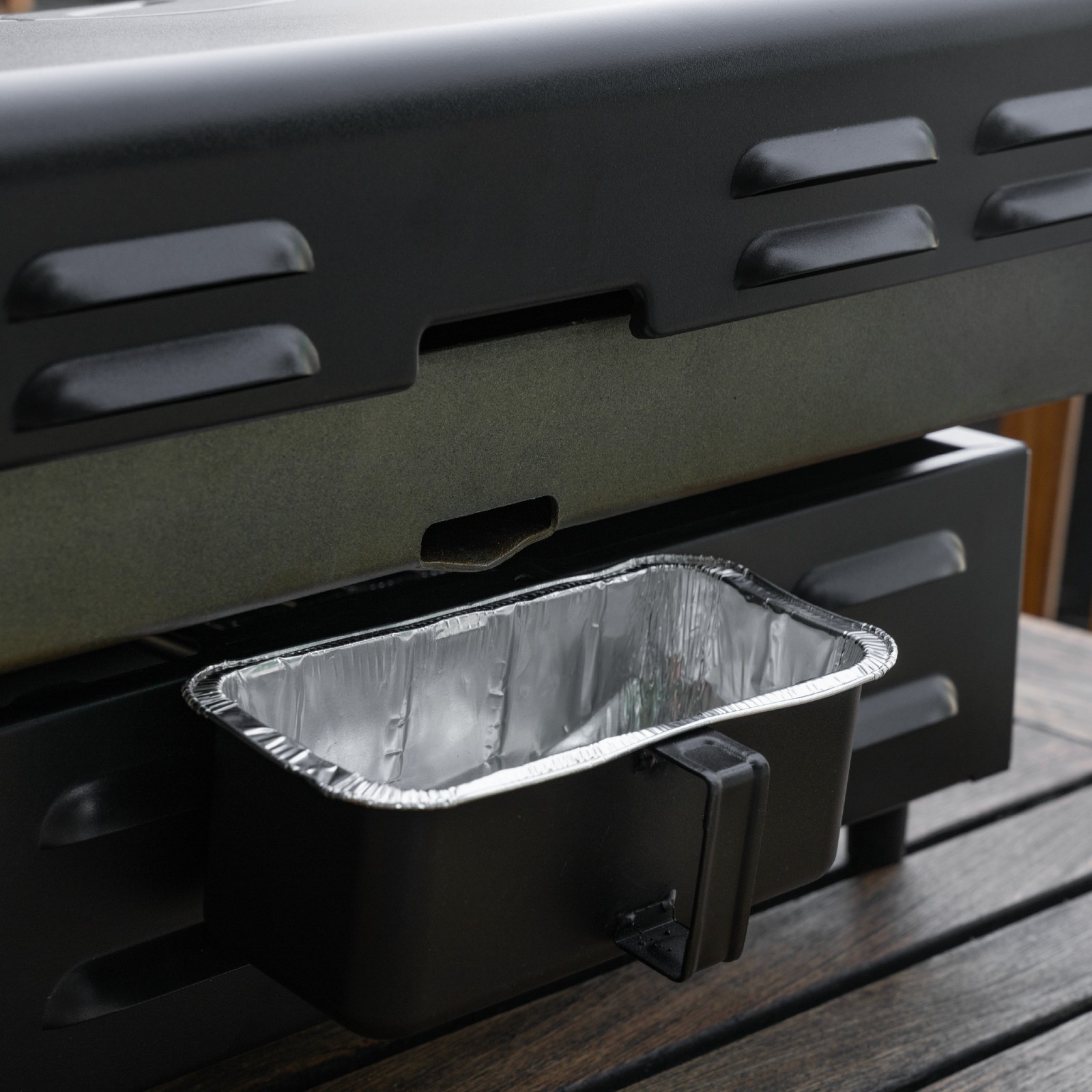 Blackstone OTG 22″ Tabletop Griddle Plate, Portable Grill with Built-In Hood