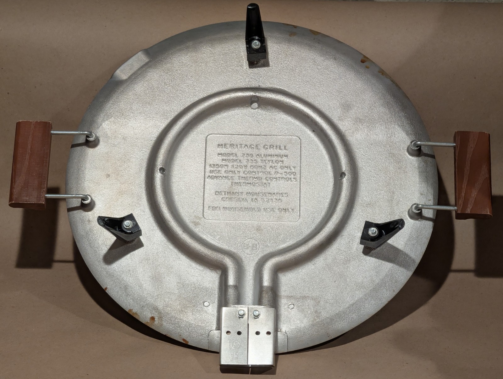 Bethany Housewares Heritage 16″ Nonstick Electric Lefse Grill Griddle 735