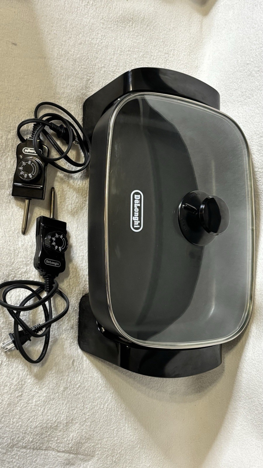 delonghi Electric Skillet Indoor Grill With Tempered Glass Lid Black,Great Con.