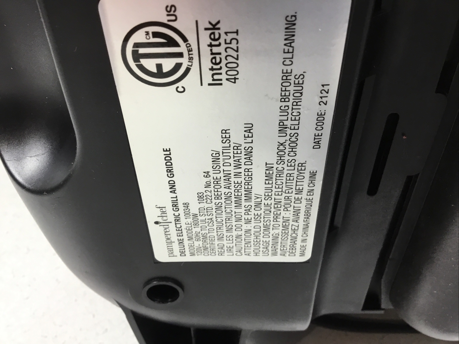 The Pampered Chef 100348 Electric Grill Griddle Waffle Electronics Plates