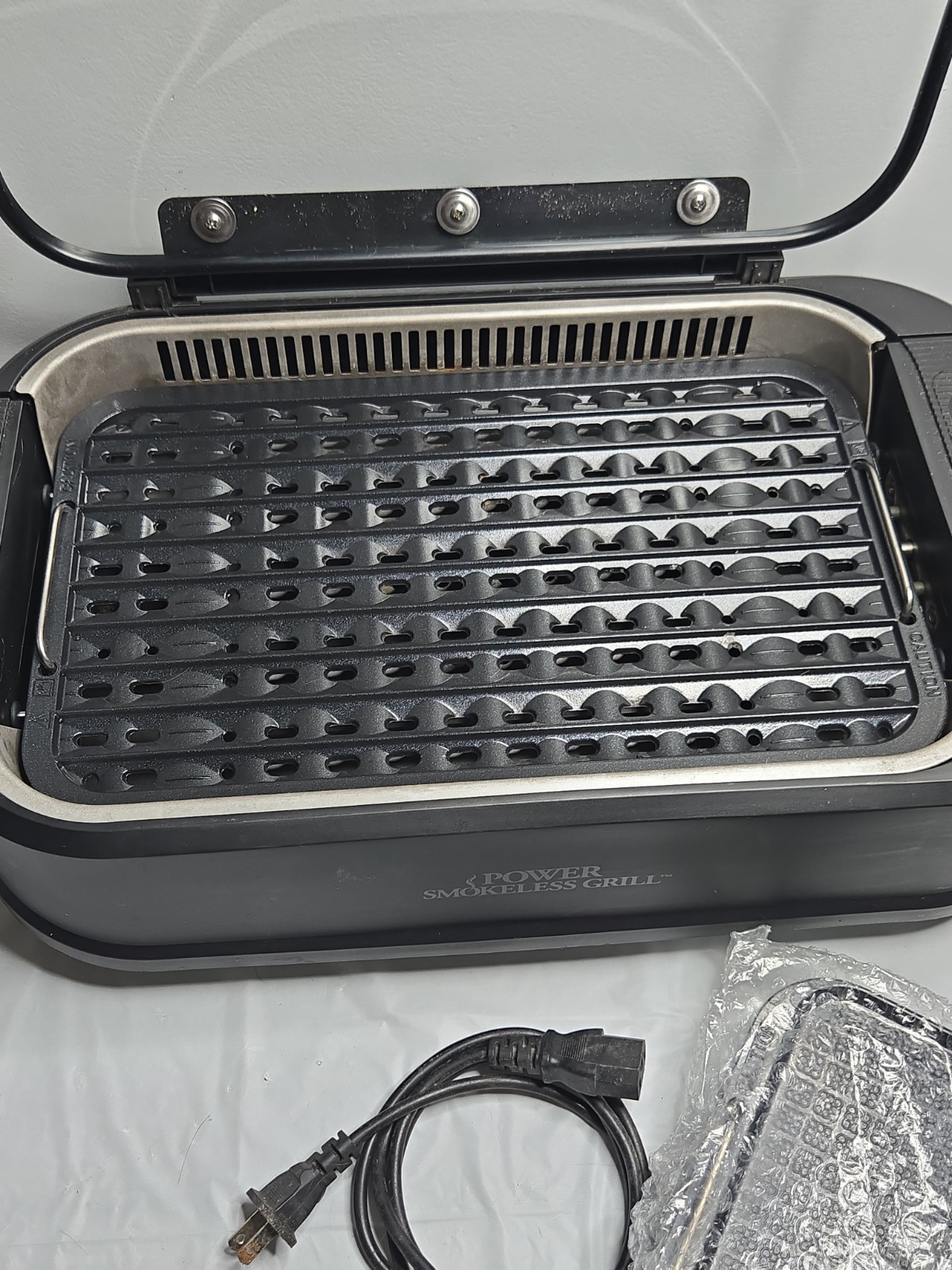 Power Smokeless Indoor Electric Grill Black Brand PG 1500 Used.