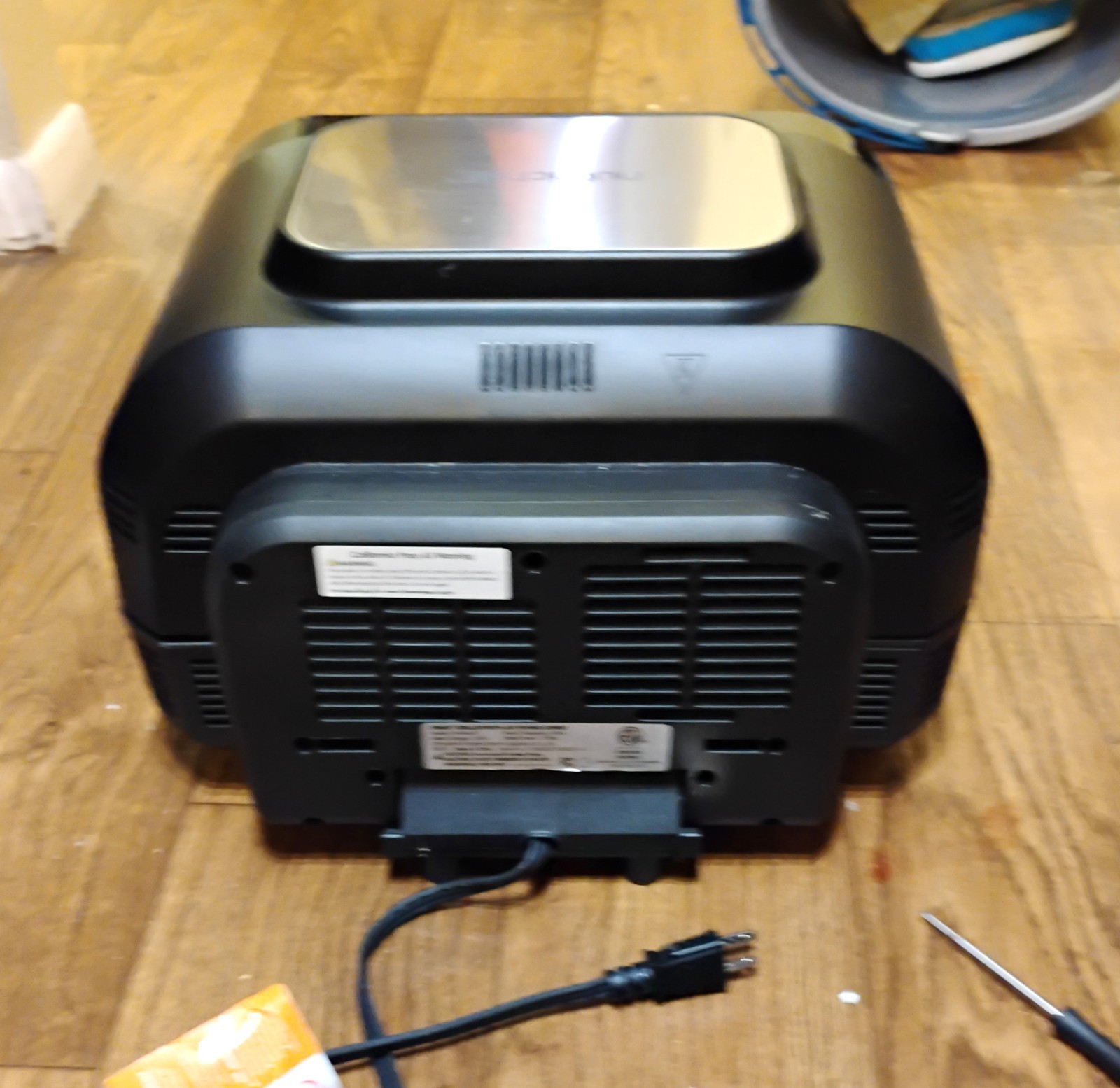 NutriChef Smart Griller w/ Air Frying Combo-Smoke Control System