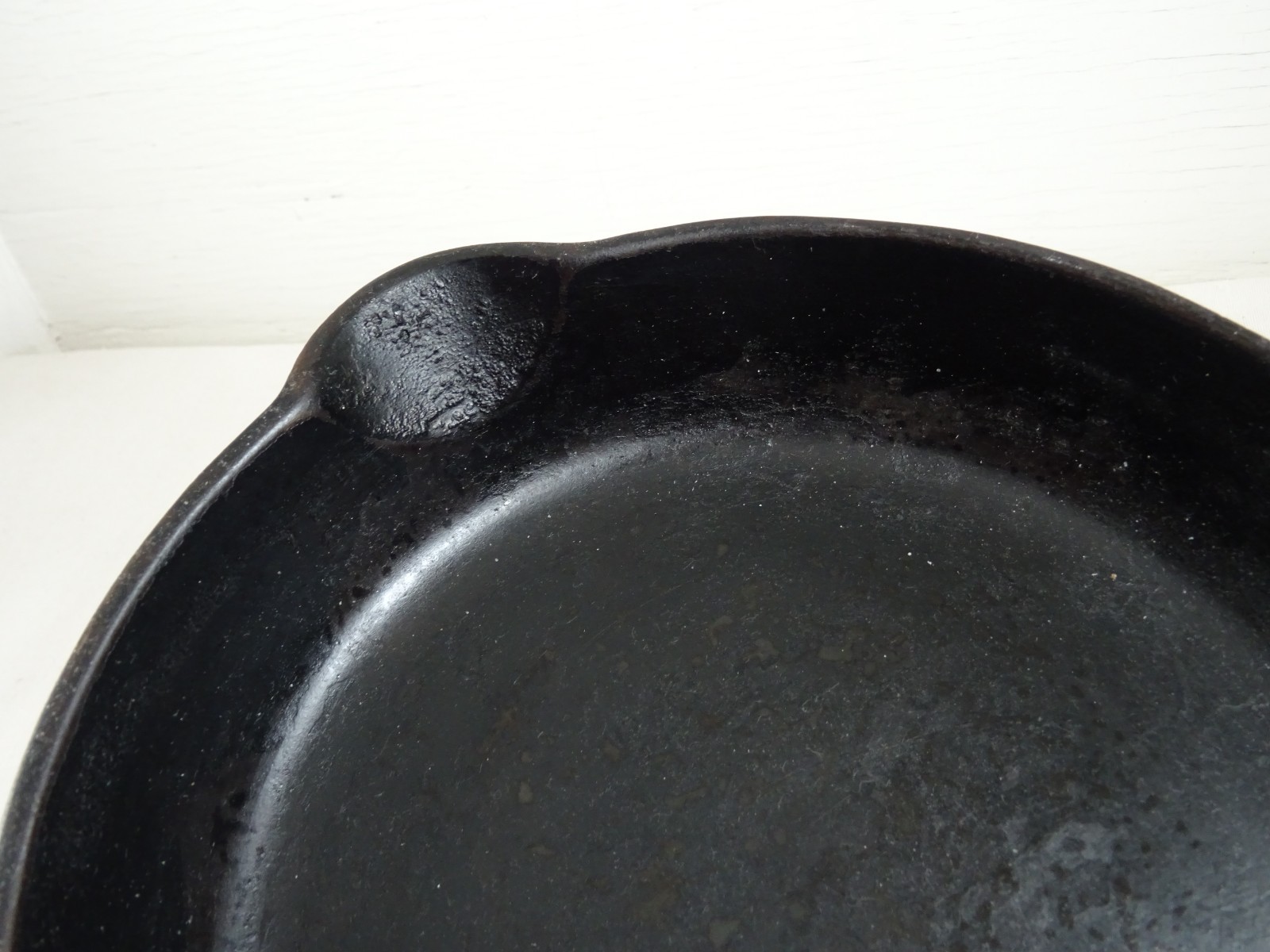 Vintage Griswold USA 3 Cast Iron Skillet Frying Pan 7″