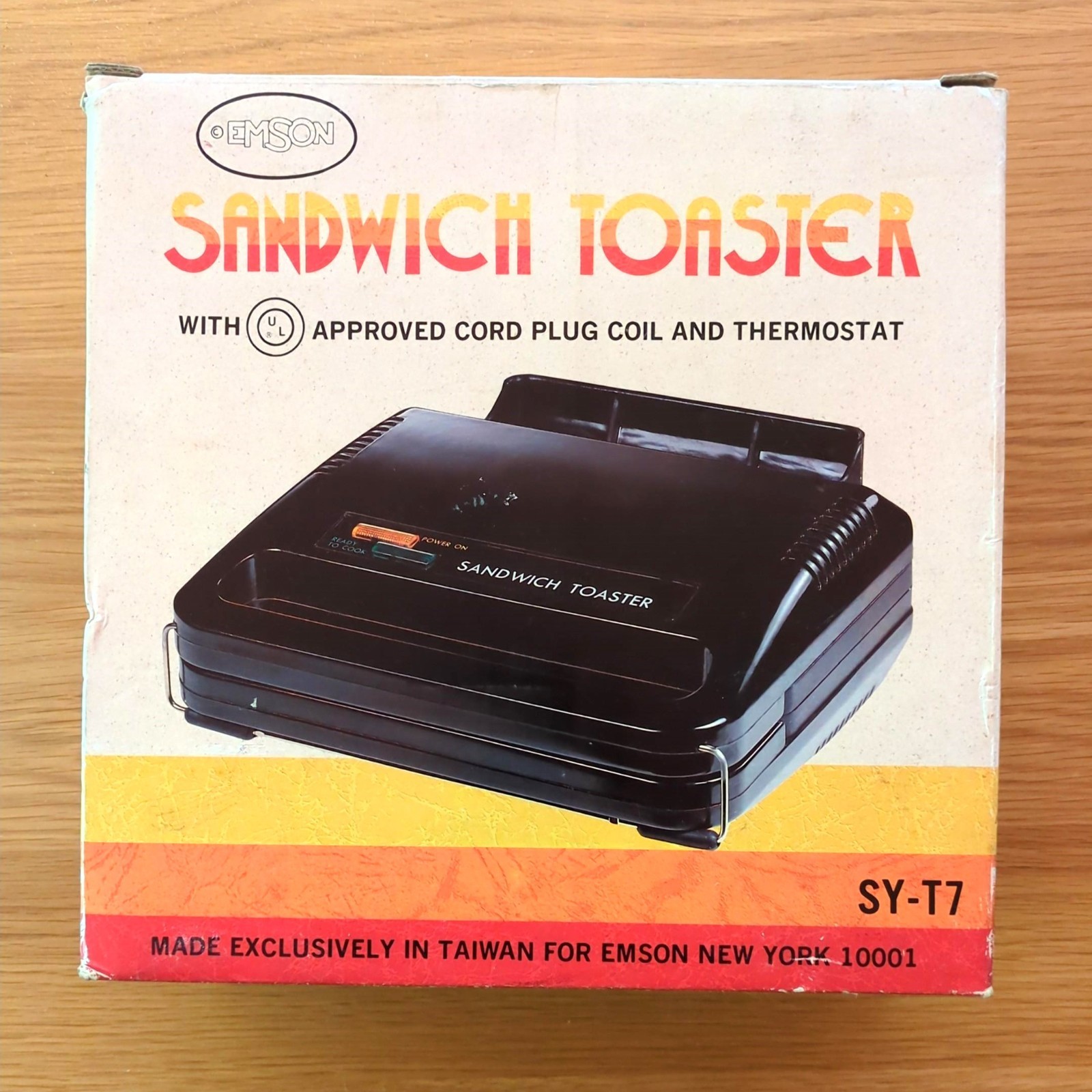 Vintage 1980s Emson Sandwich Toaster Nonstick Triangle Hot Sandwich Maker