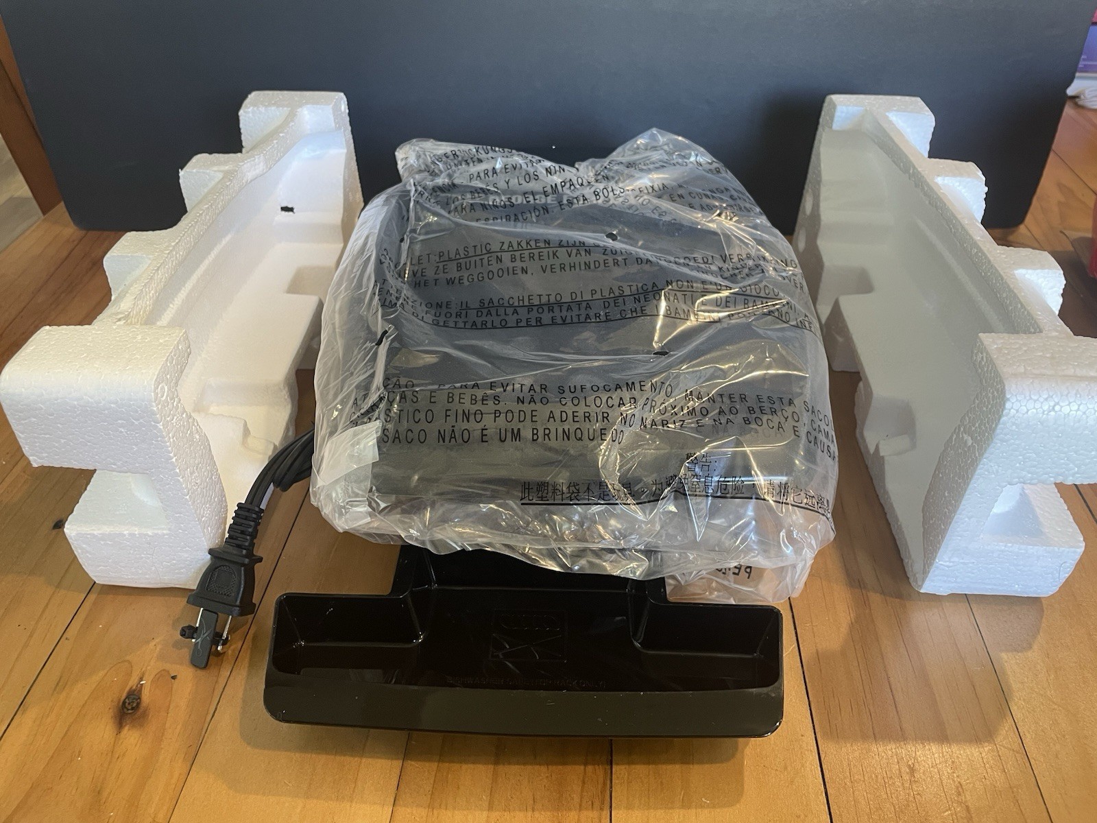 George Foreman GR340FB 4 Serving Grill Panini Press Open Box New Unused