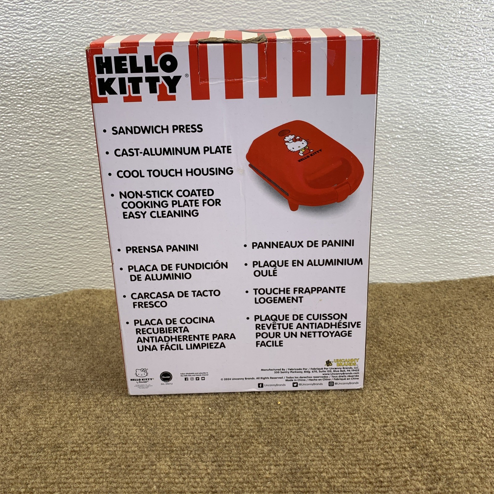Hello Kitty Grilled Cheese Maker New Open box Non-Stick Sandwich Press