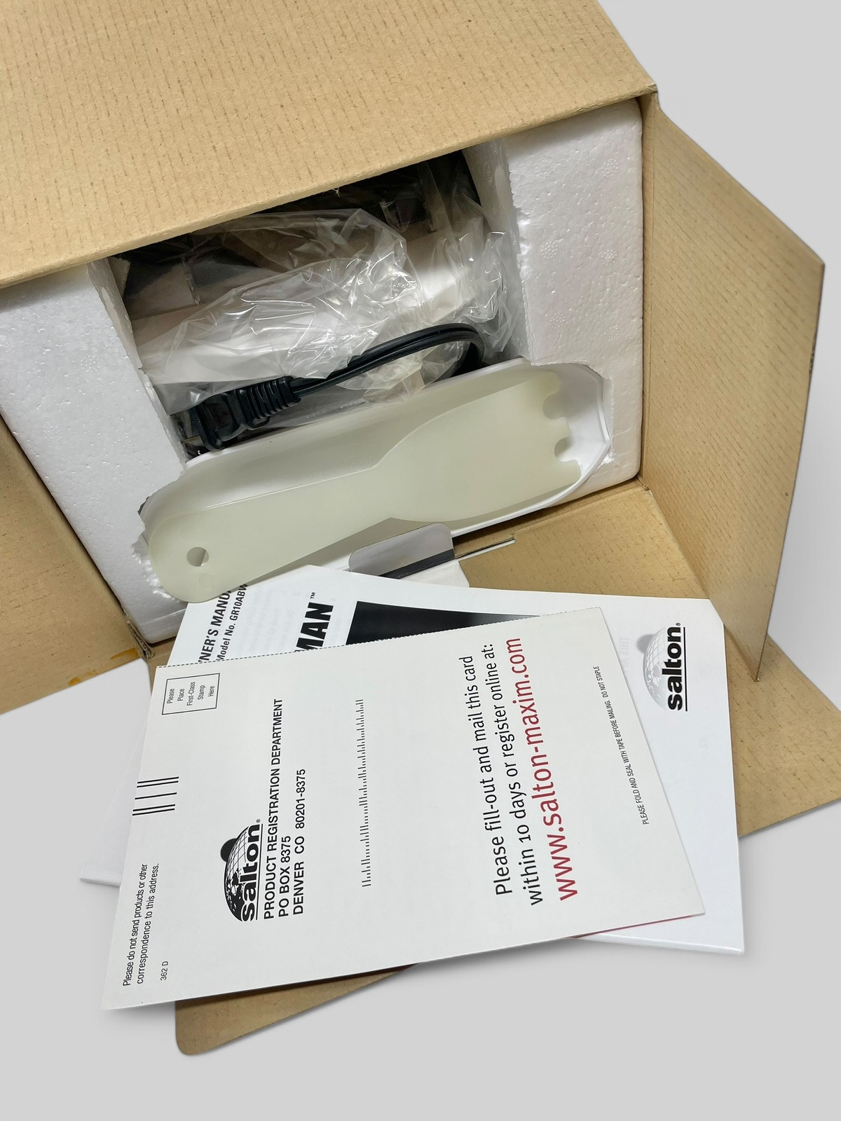VTG George Foreman Grill White GR10ABW Y2K Retro Kitchen Appliance NOS DEADSTOCK