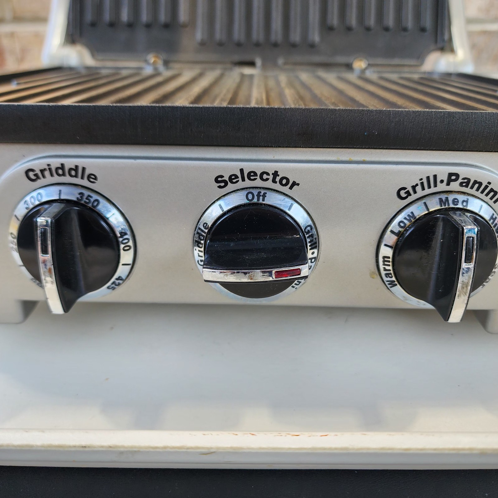 Cuisinart Griddler GR-4N 5-in-1 Griddle Panini Maker Works Great No Drip Tray