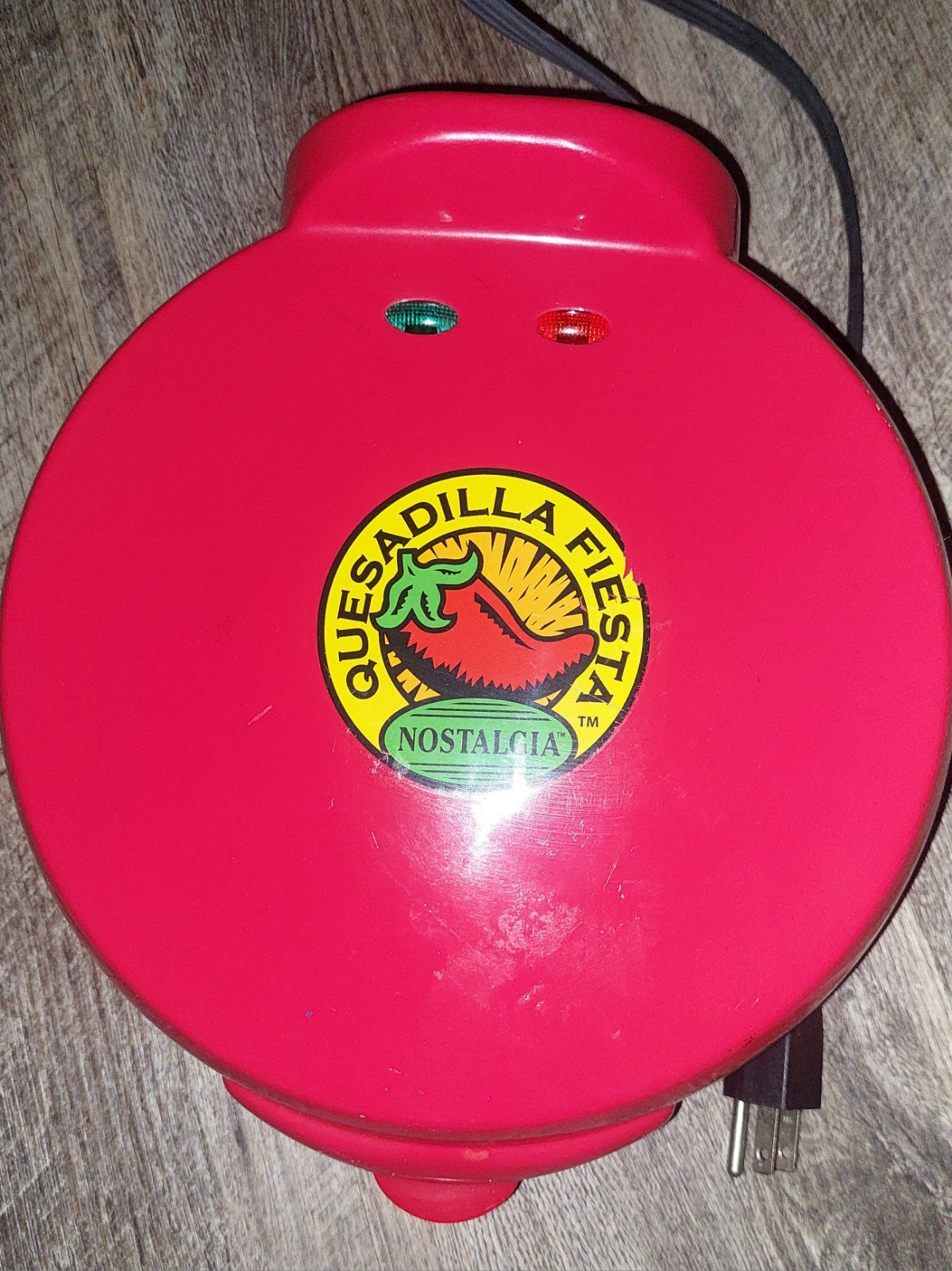 Nostalgia 6-Wedge Electric Quesadilla Maker Tested And Works Perfect