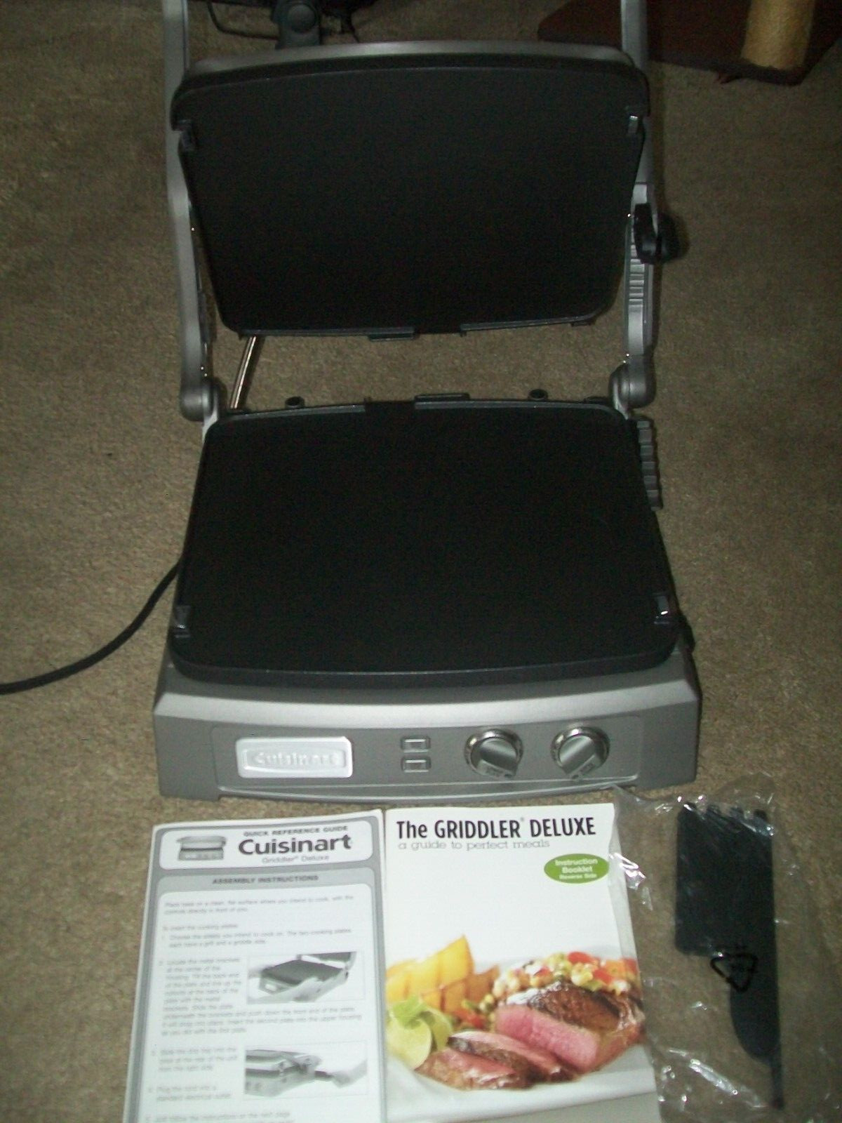 Cuisinart Griddler Deluxe WITH Manual/Recipe Book and Spatula EXCELLENT CONDITIO