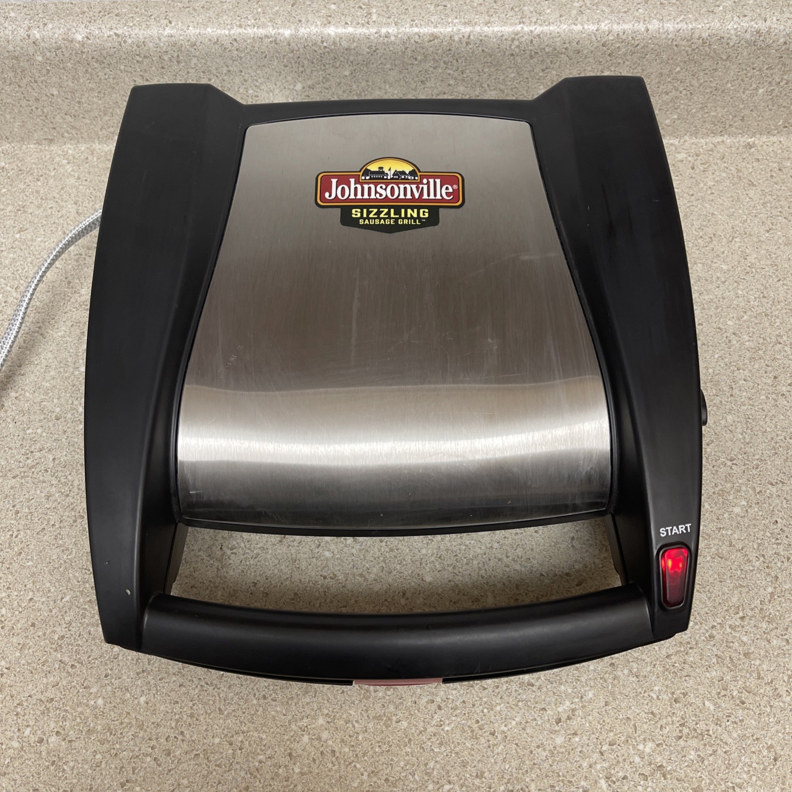 Johnsonville Sizzling Sausage Grill: Model BTG-0498, Non-stick, removable trays