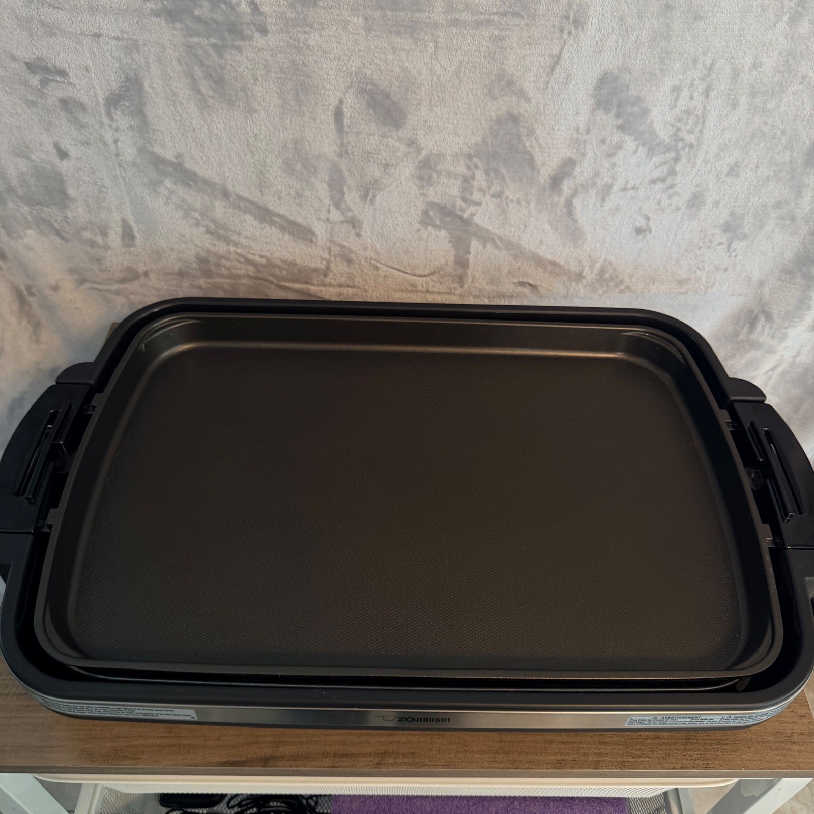 Zojirushi EA-DCC10 Gourmet Sizzler Electric Griddle Black 1350W with Spatula