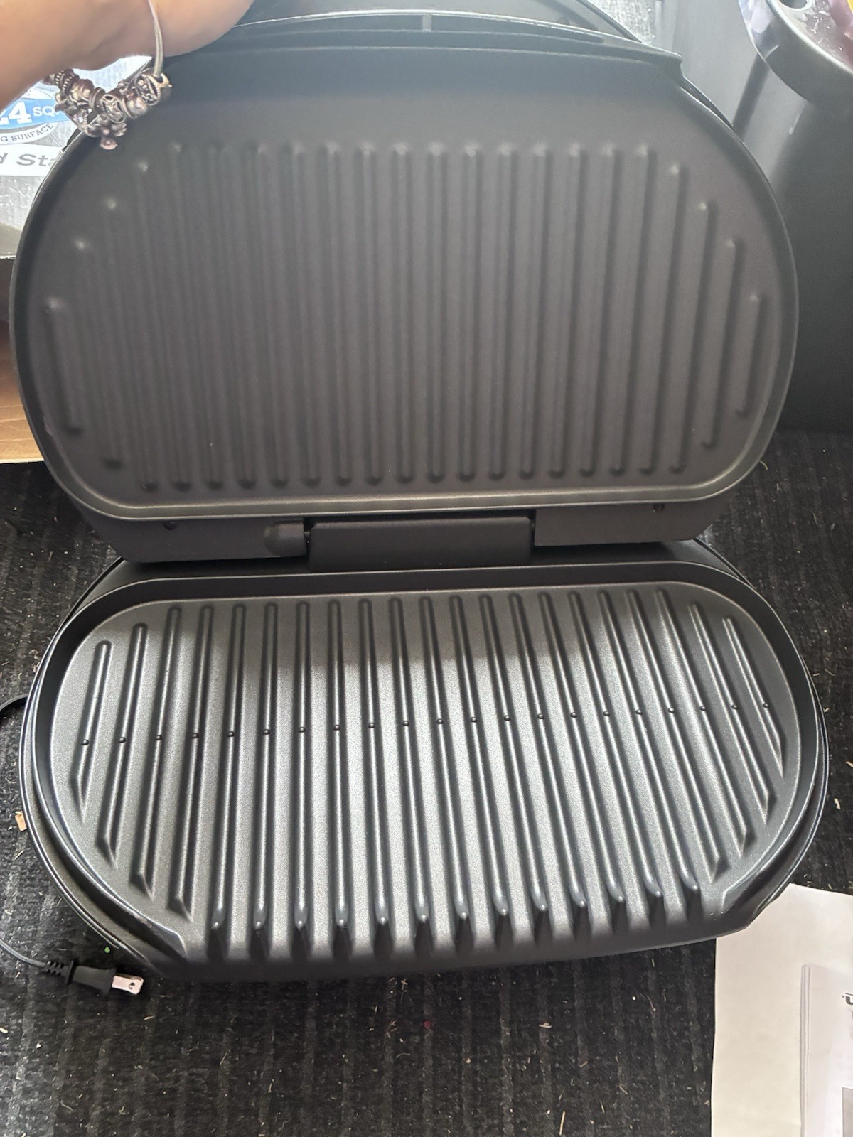 George Foreman GR31SB Hot Metals Brushed Stainless Grill 124 sq in