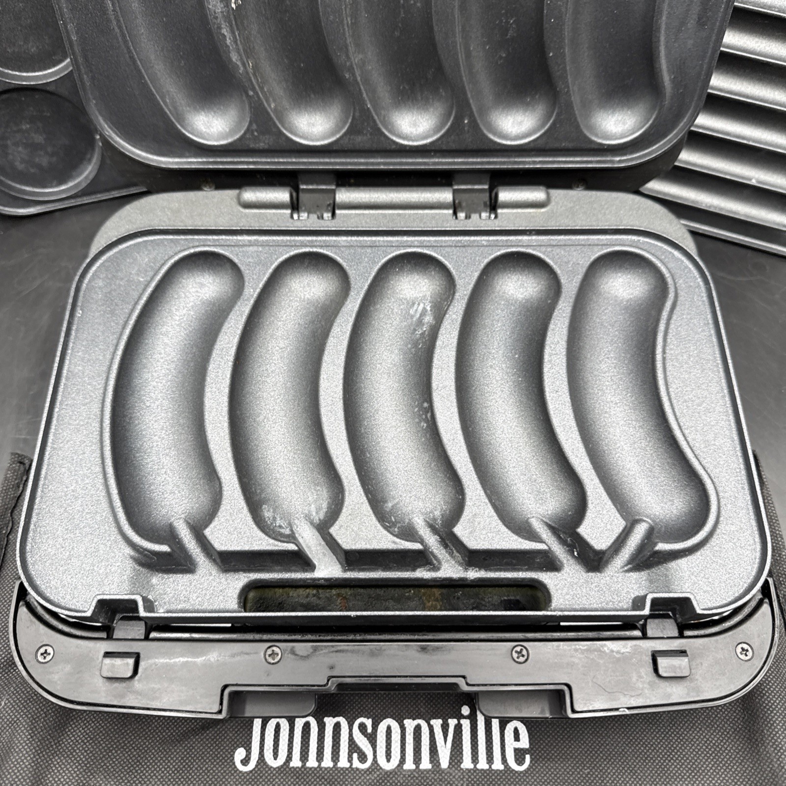Johnsonville Sizzling Sausage Grill Plus 3 in 1 Indoor Electric Grill BTG-500