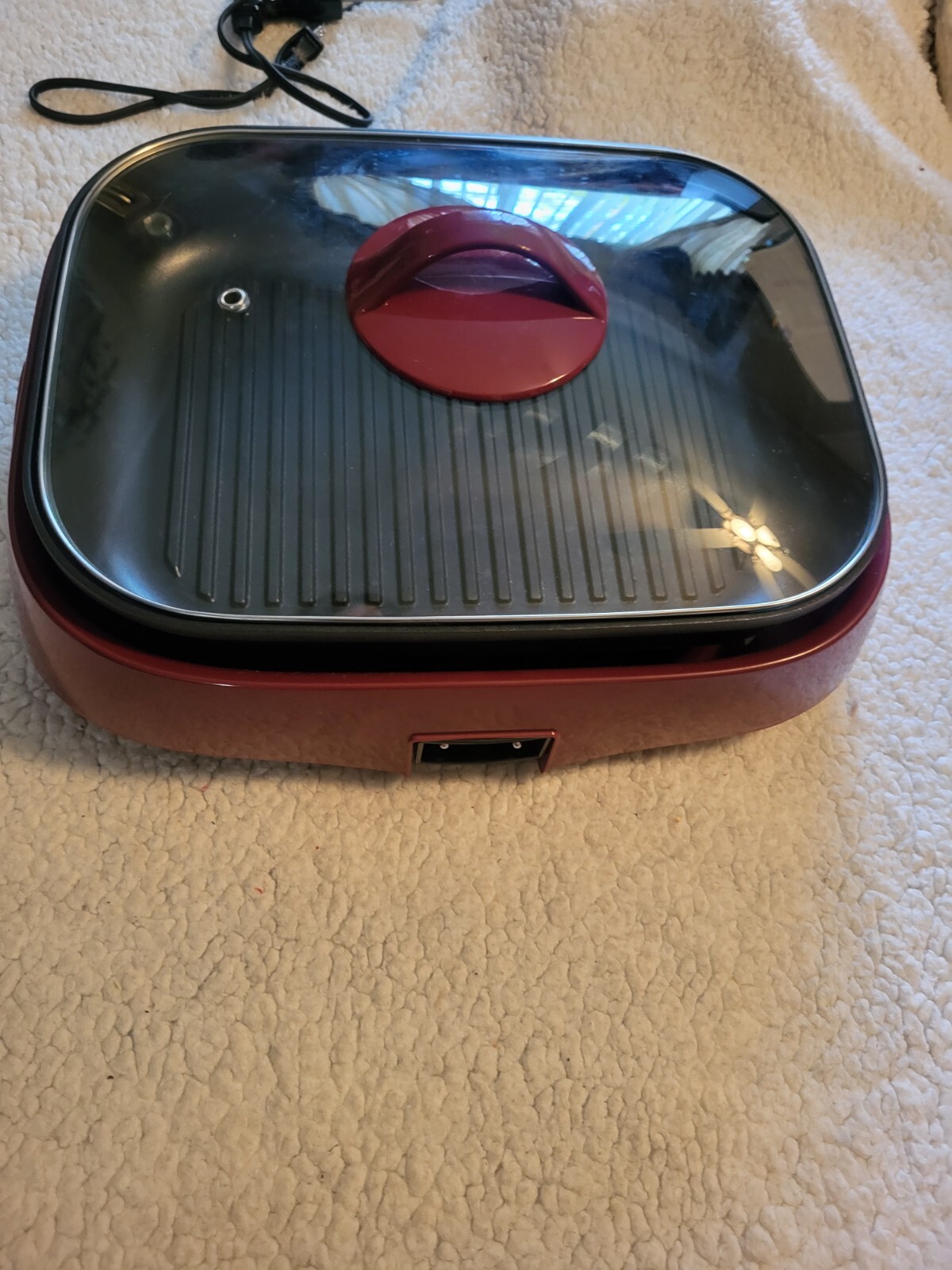 Aroma 6qt Electric Grillet (Brand New & Never Used)