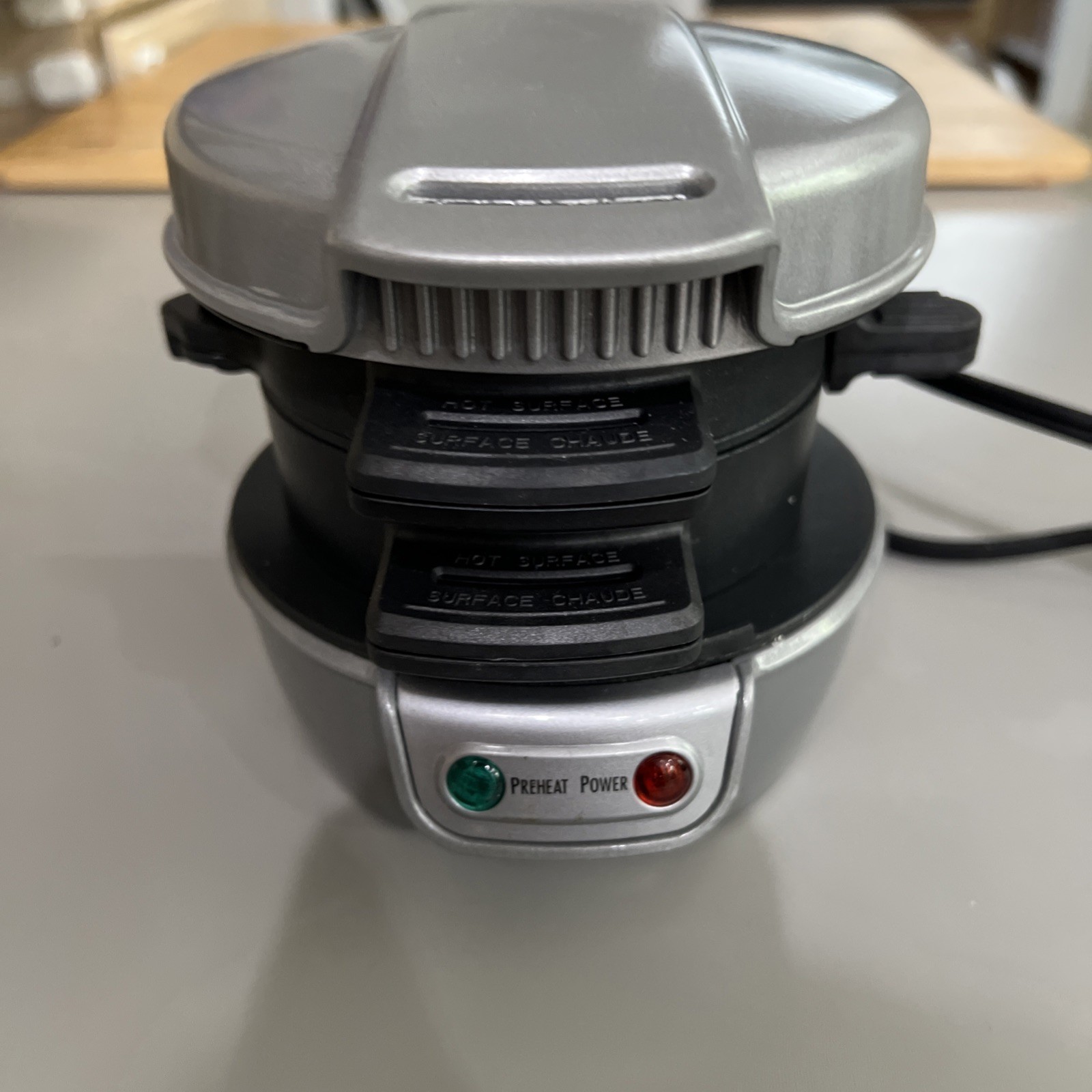 Hamilton Beach Breakfast Sandwich Maker Model 25475W Type ST29 Preowned No Box