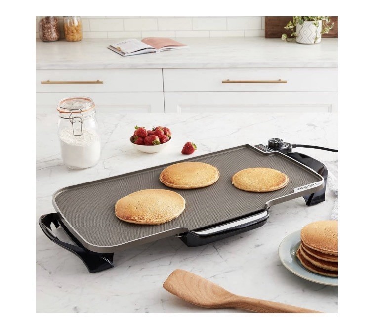 Presto 07062 22in Electric Ceramic Griddle with Removable Handles