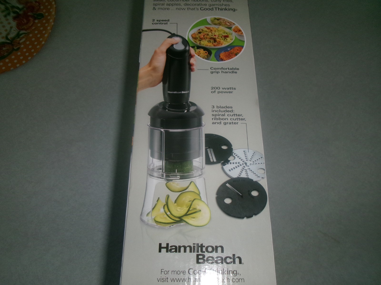 HAMILTON BEACH 3 IN 1 SPIRQLIZER! BOX OPEN BUT NEVER UNPACKED !