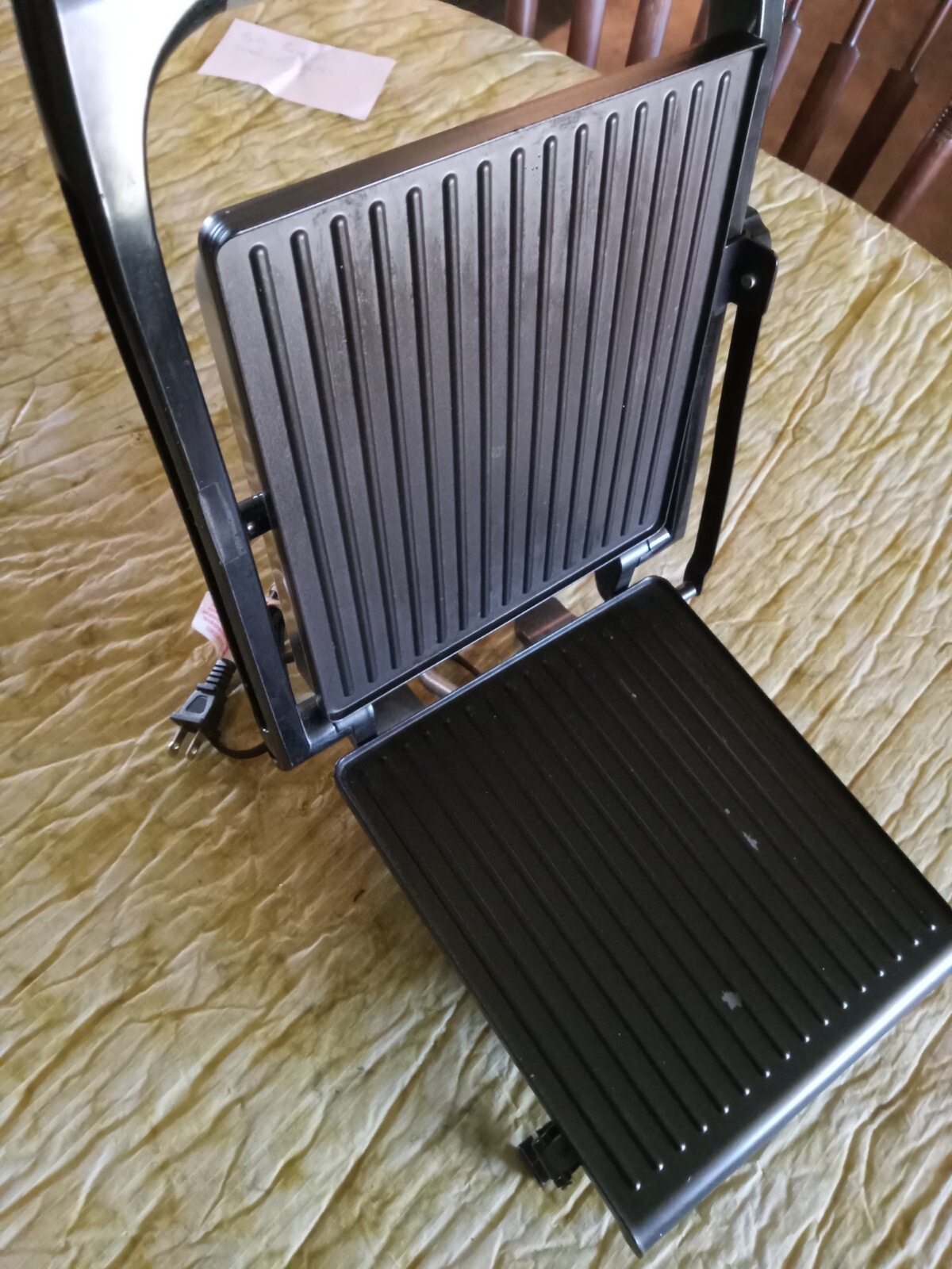 BELLA Panini Maker GH-815, 1400W, Large 8 x 9in Cooking Surface