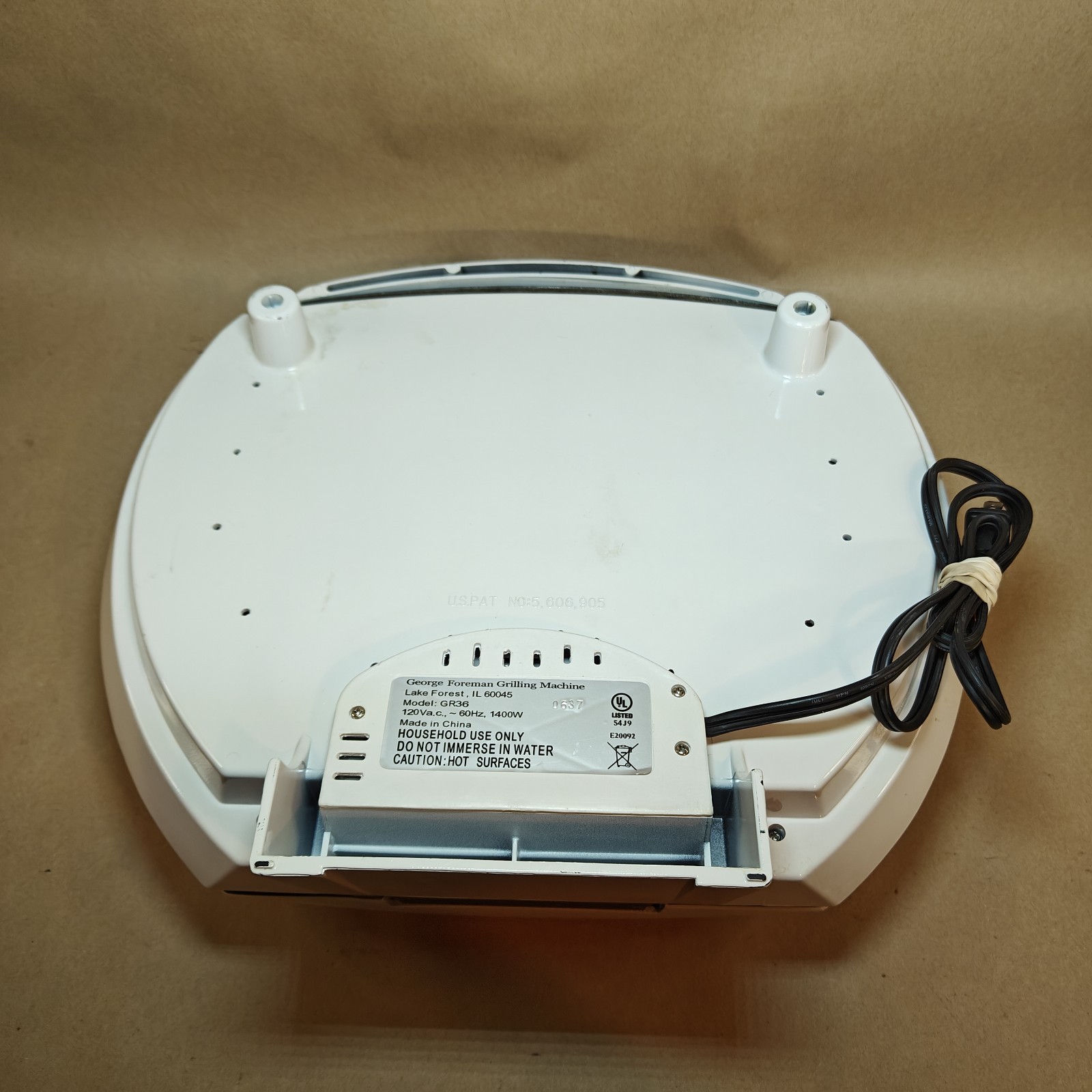 George Foreman Lean Mean /Jumbo Reducing Grilling Machine GR 36 CB Indoor Grill