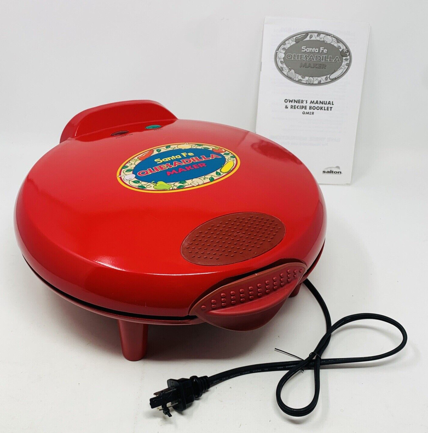 Santa Fe Quesadilla Maker by Salton Non-Stick QM2SFR 900W NEW Without Box