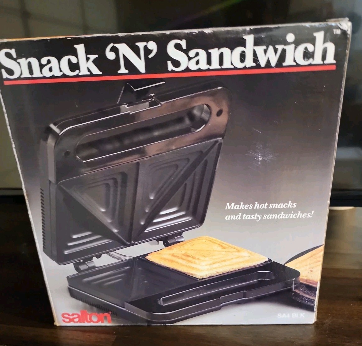 Salton Snack ‘N’ Sandwich Maker 1994 Model SA4 BLK Panini Crimps New Open Box