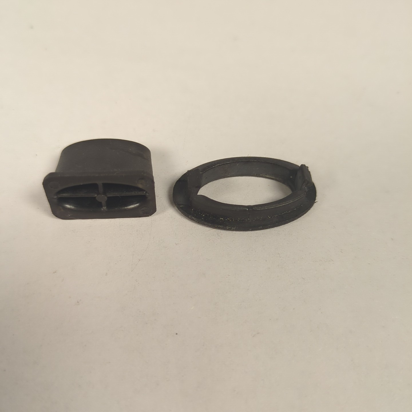 Cuisinart Griddler GR-4N TK TOP GRILL PLATE RELEASE BUTTON OEM Replacement Part