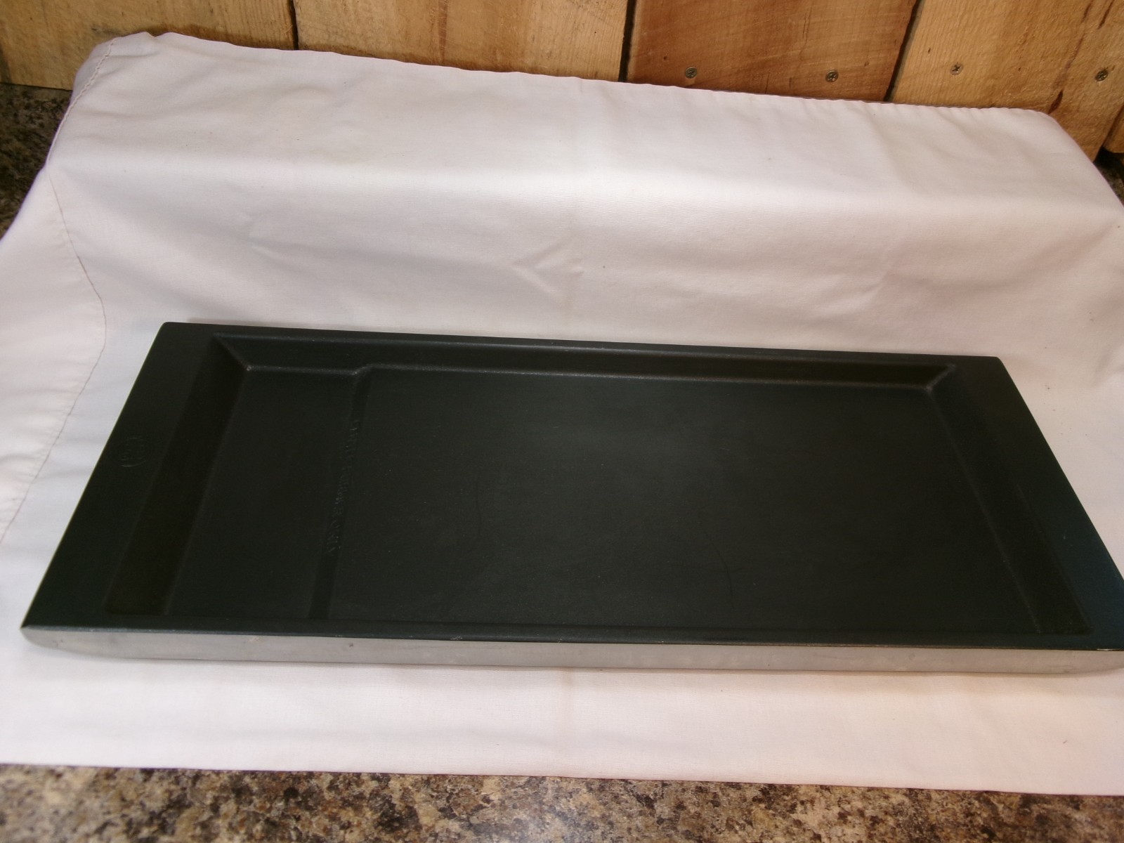 Vintage GE General Electric Cast Aluminum Center Burner Griddle