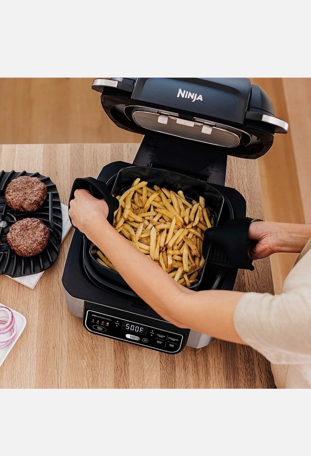 AG301 Foodi 5-in-1 Indoor Electric Grill w/Air Fry, Roast, Bake, & Dehydrate NEW
