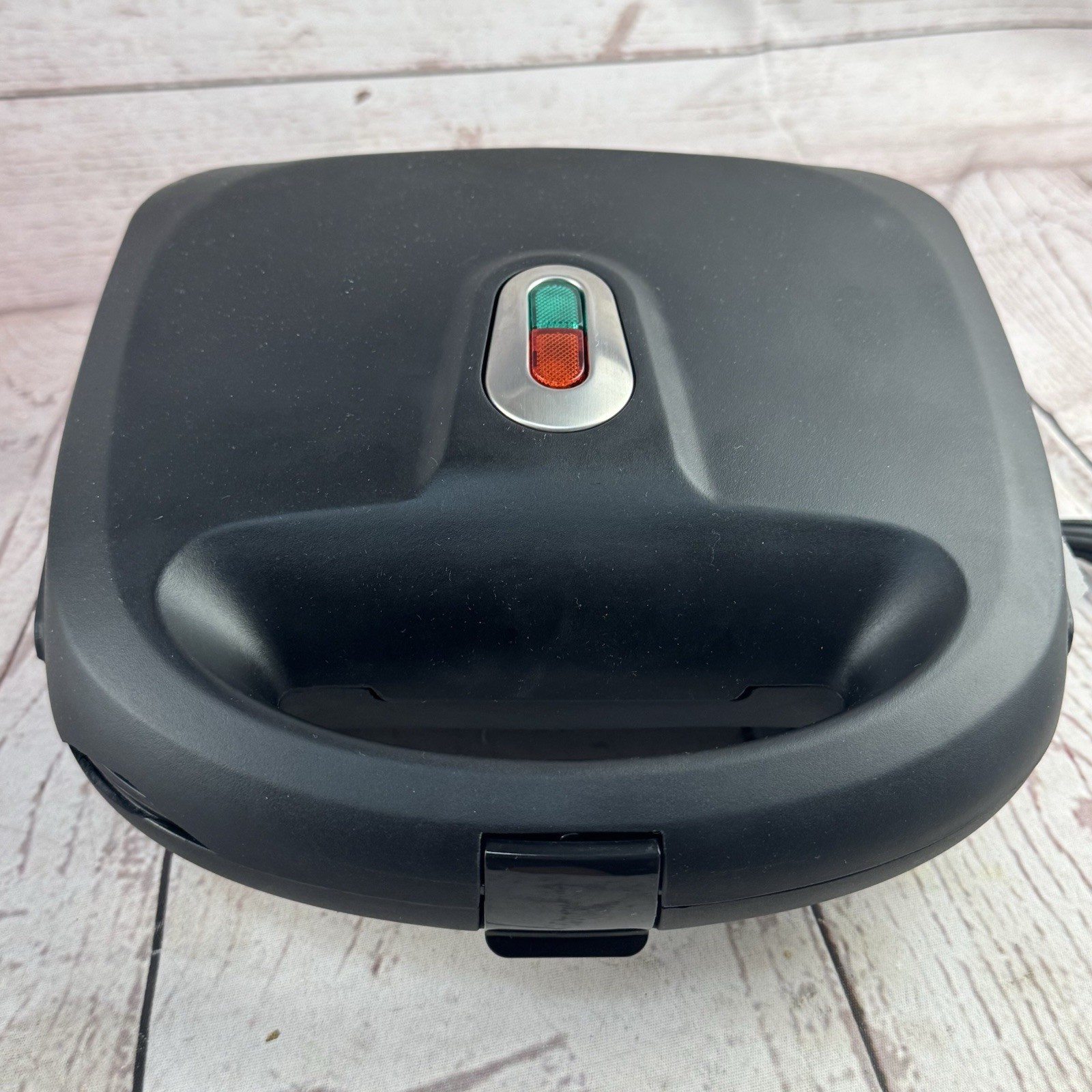 Mainstays 2 Slice Waffle Sandwich Maker Removable Plates Black 750W