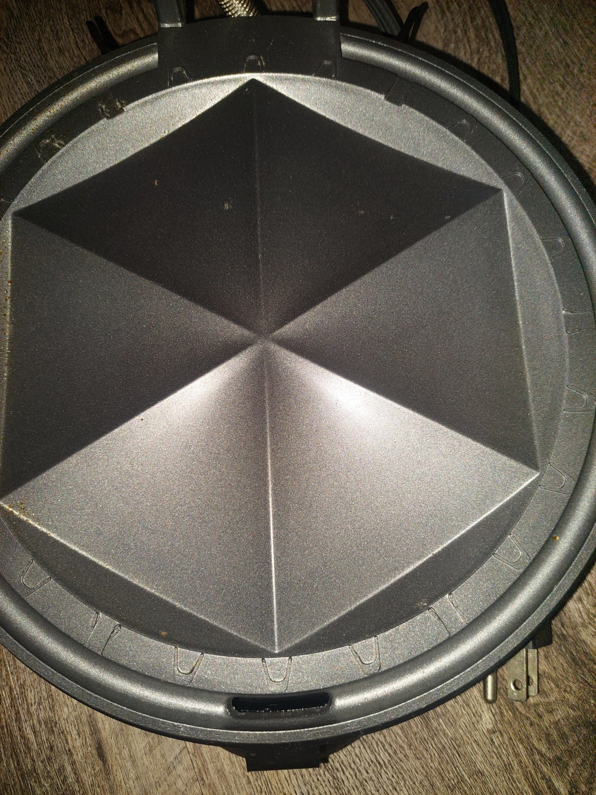 Nostalgia 6-Wedge Electric Quesadilla Maker Tested And Works Perfect
