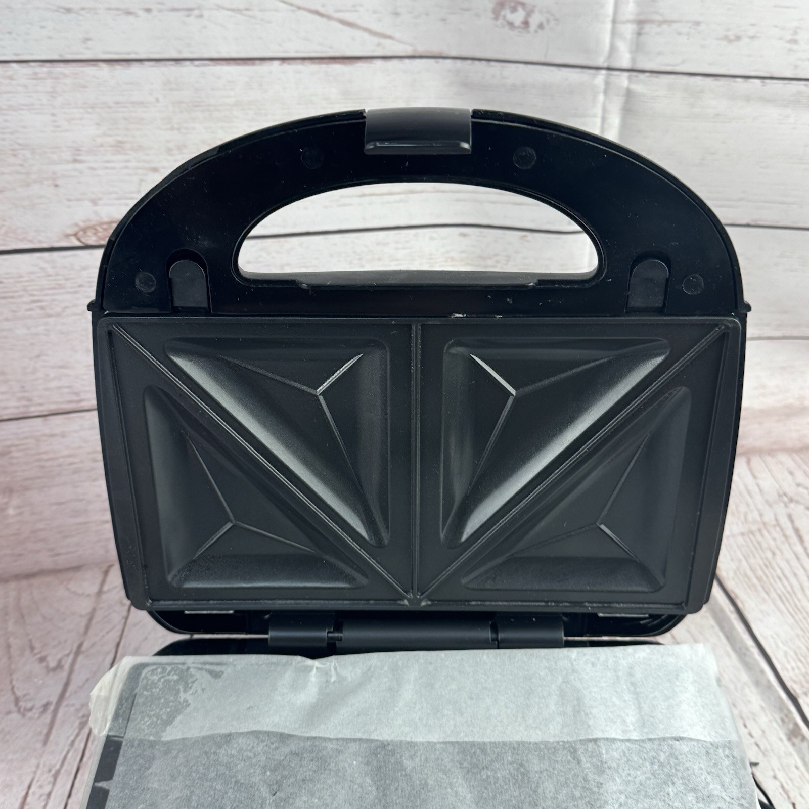 Mainstays 2 Slice Waffle Sandwich Maker Removable Plates Black 750W