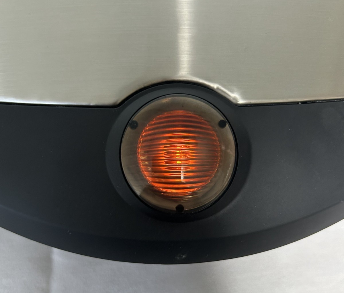 2003 LARGE George Foreman Hot Metals Brushed Stainless Steel Indoor Grill GR31SB
