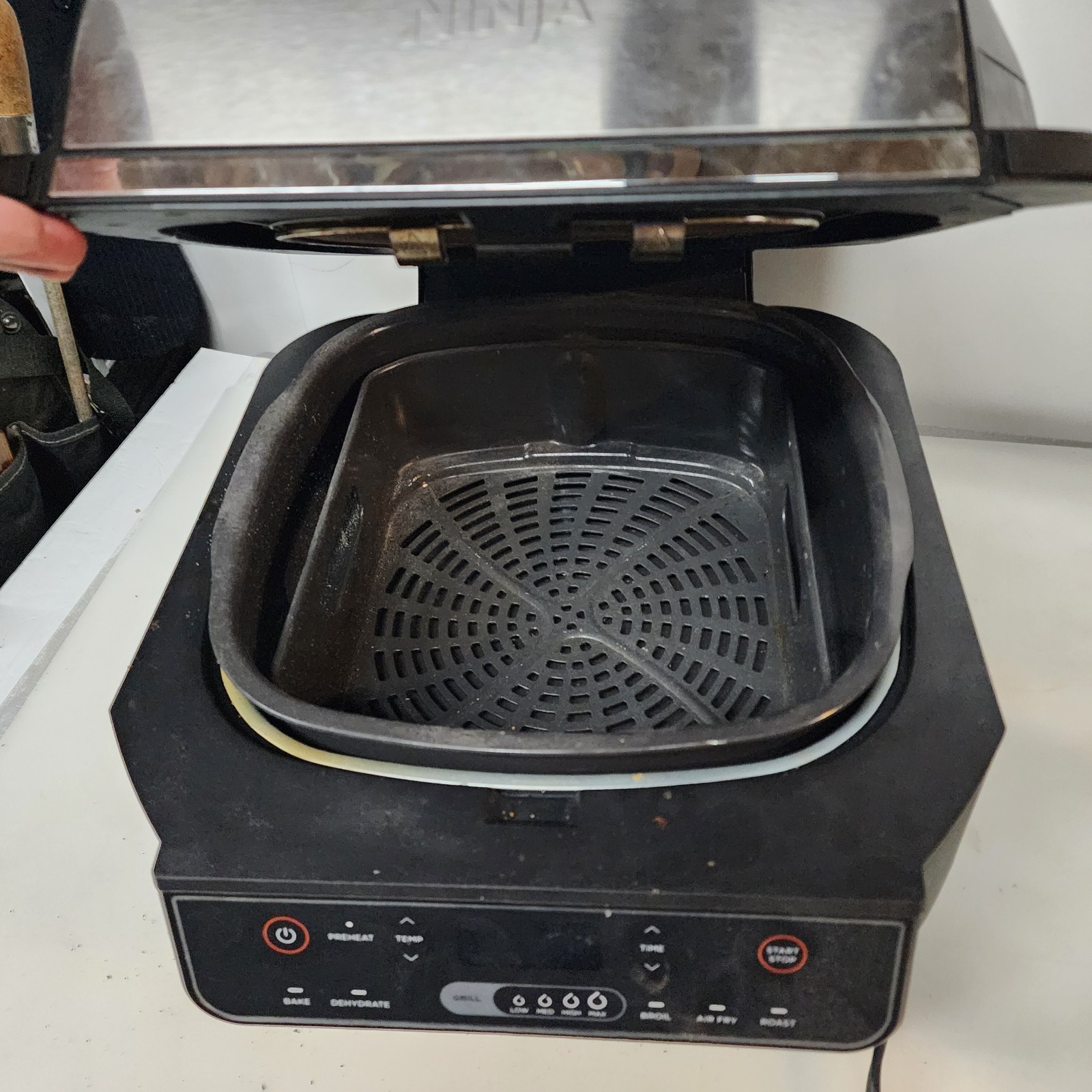 Ninja Food Indoor Grill 6 in 1 Air Fryer Silver/Black EG201 Works