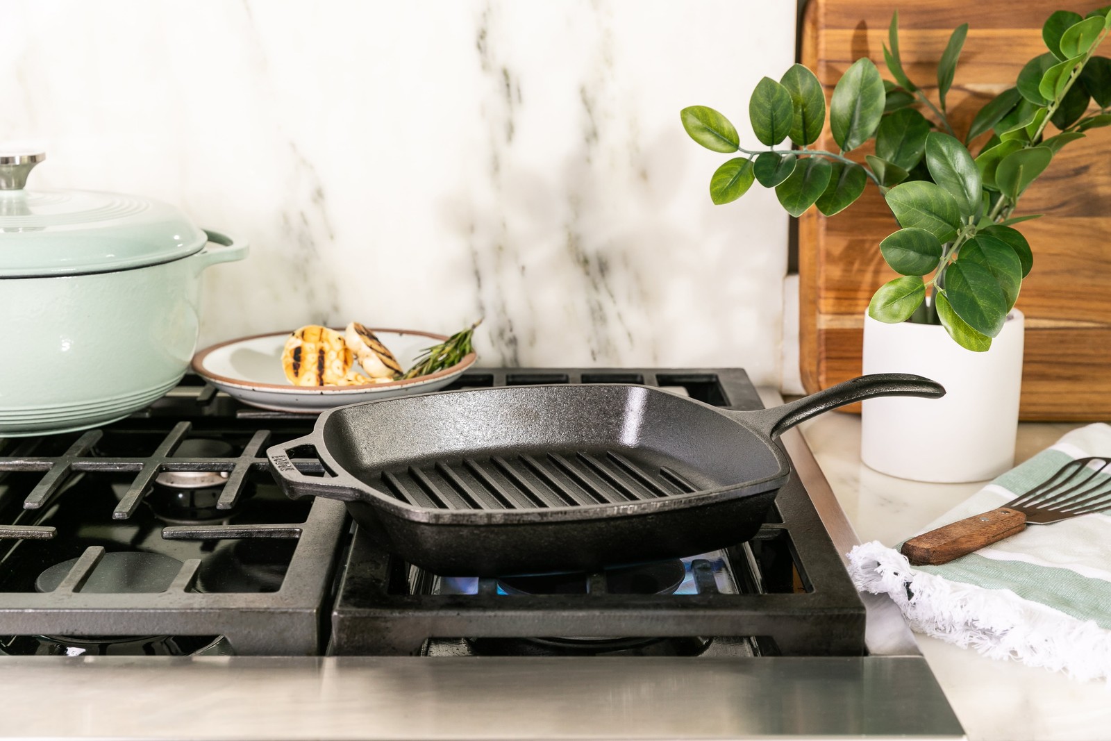 Lodge 10.25 Inch Square Seasoned Cast Iron Grill Pan, Dual Handles, Nonstick