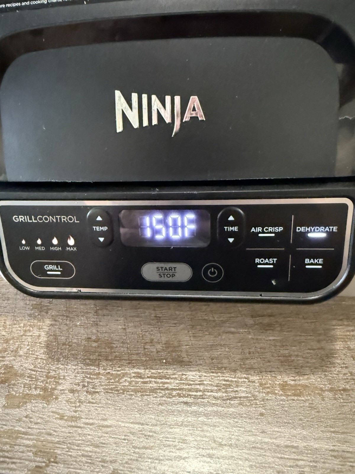 Ninja AG301 Foodi 5-in-1 Indoor Grill, Air Fry, Roast, Bake And Dehydrate In EUC