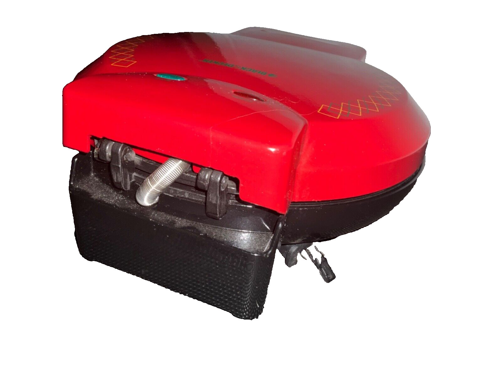 Black & Decker Quesadilla Maker , QM1088 Red. Crack and gauge on lid