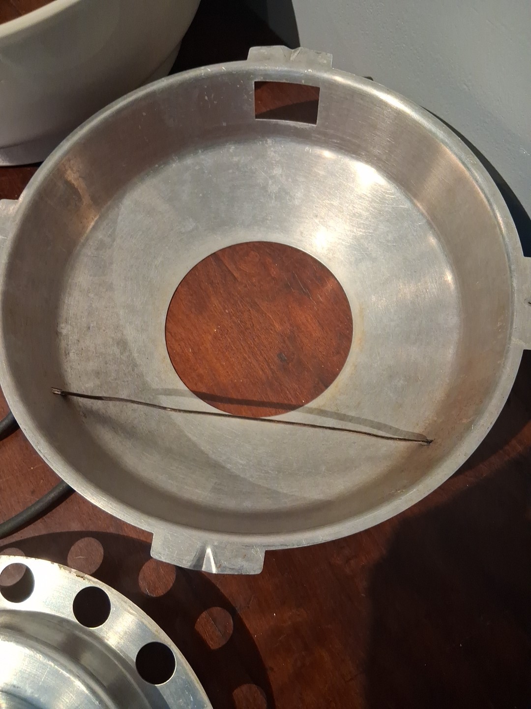 Contempra Indoor Electric Char-B-Que Barbecue Grill ECB-25 – Used Working Cond.