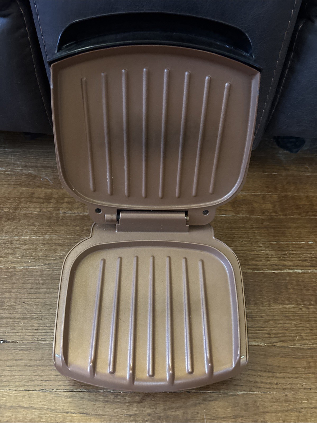 George Foreman Grilling Machine – Model GR320FB – Black Cook Surface – Tested