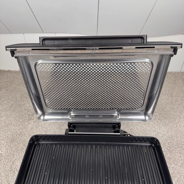 Ninja Sizzle Smokeless Indoor Grill 14″ Electric Griddle GR 15 Series GR 100