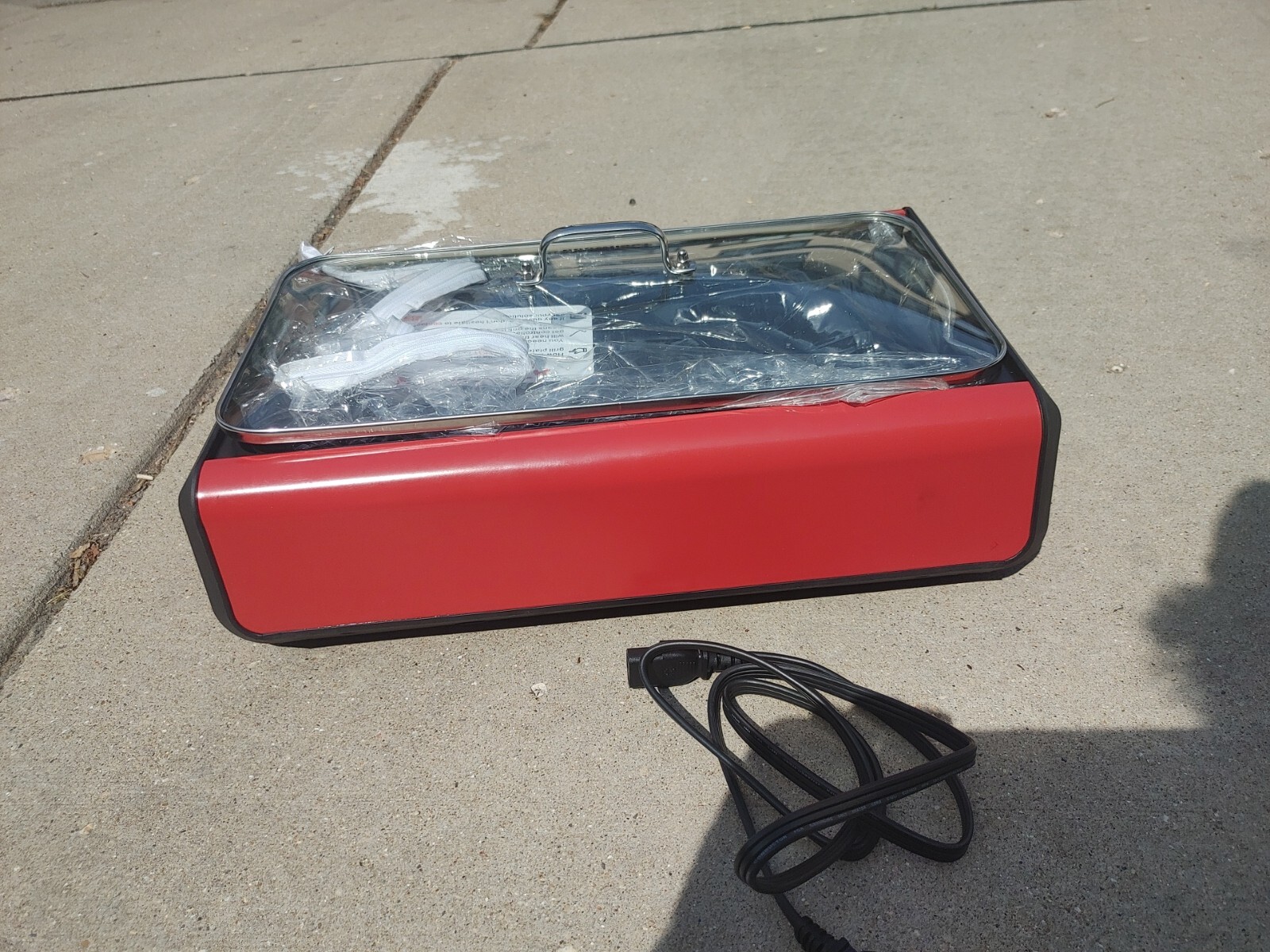 Techwood TWRG-800 Smokeless Electric Grill w/ Tempered Glass Lid Red New Read