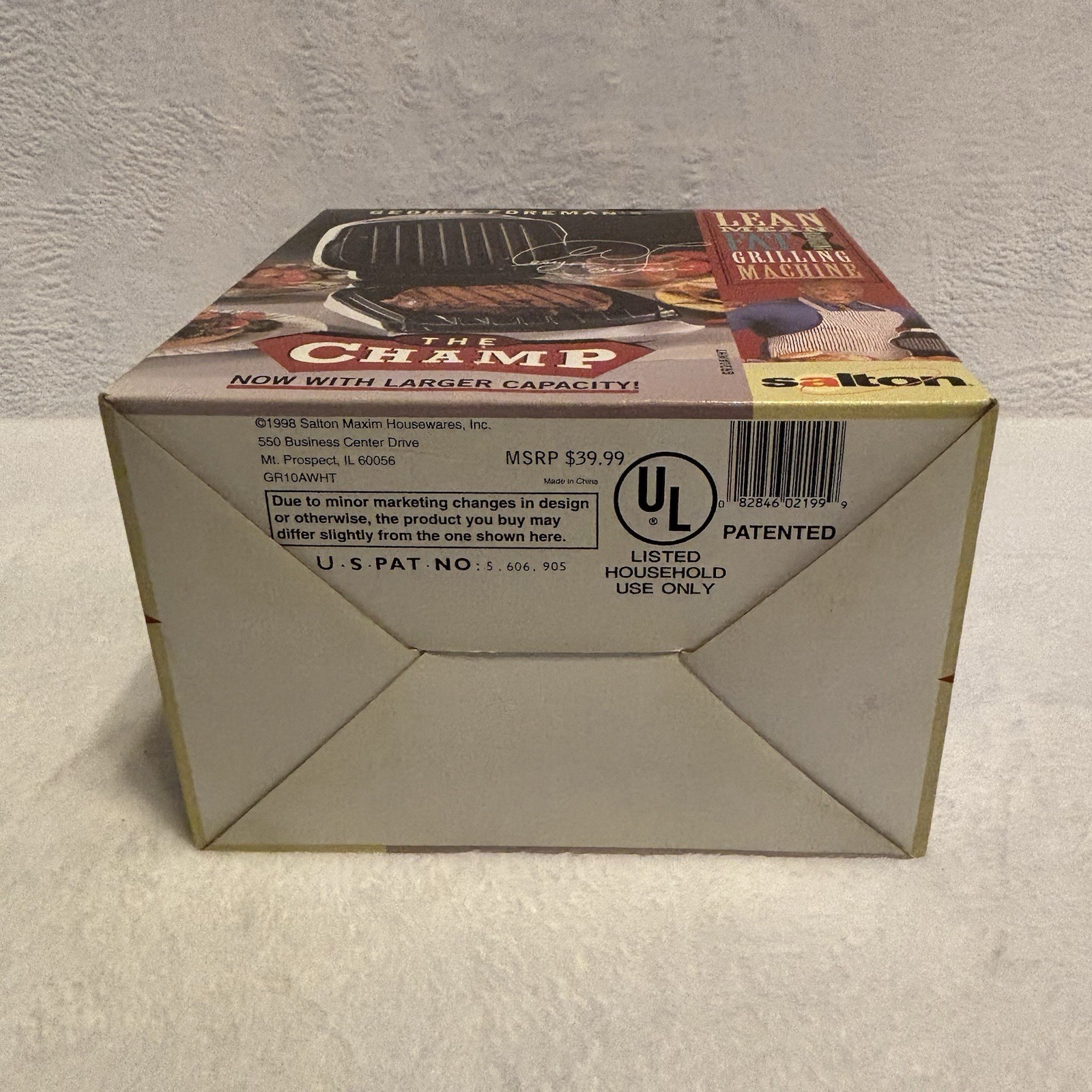 George Foreman’s The Champ Lean Mean Fat Reducing Grilling Machine GR10AWHT NIB